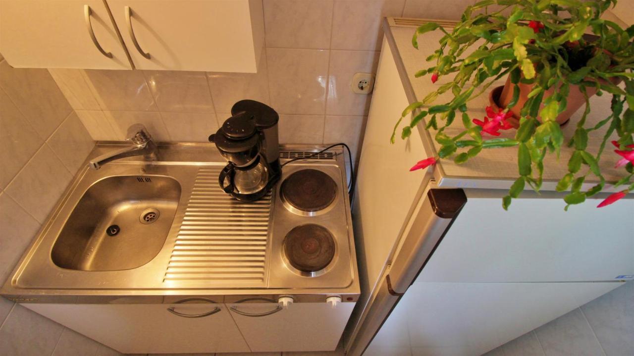 אומיס Apartments Slado מראה חיצוני תמונה